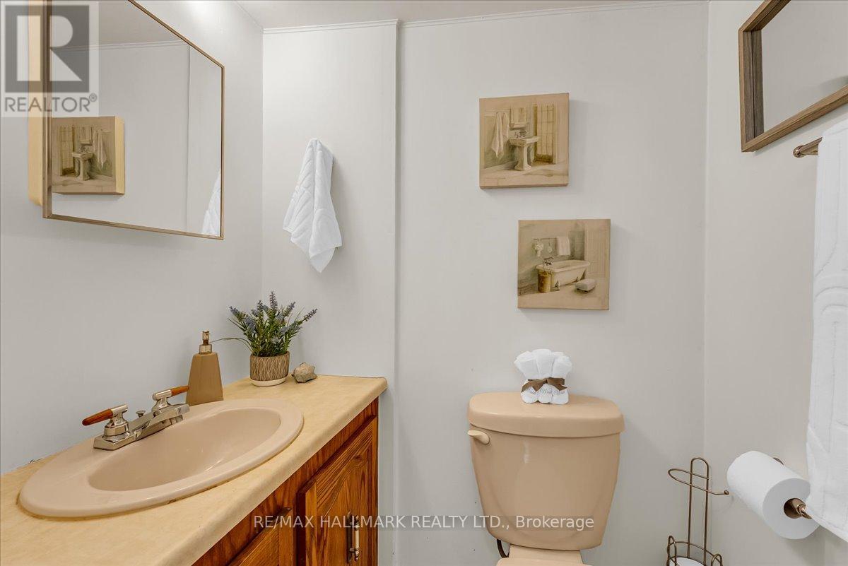 433 Seabourne Drive, Oakville, Ontario  L6L 4E9 - Photo 13 - W13523556