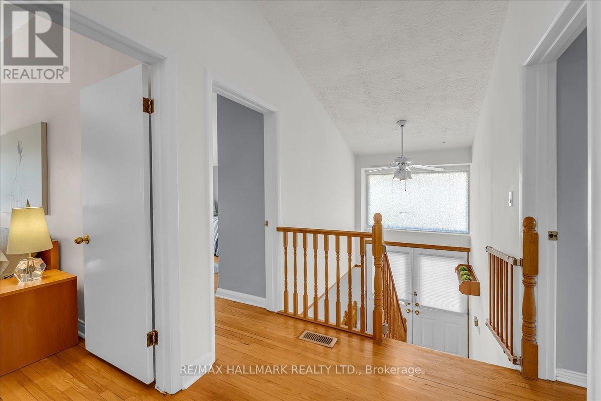 433 Seabourne Drive, Oakville, Ontario  L6L 4E9 - Photo 14 - W13523556