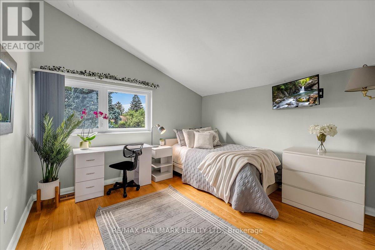 433 Seabourne Drive, Oakville, Ontario  L6L 4E9 - Photo 17 - W13523556
