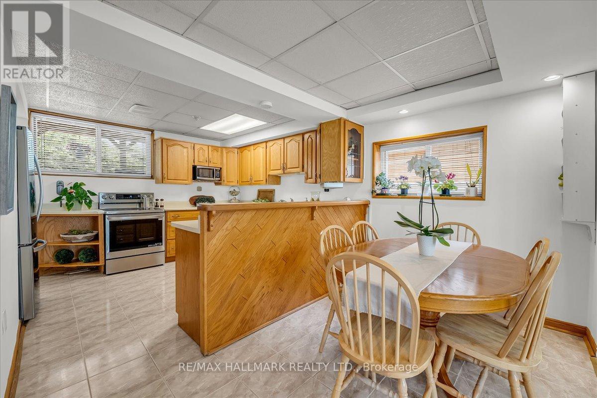 433 Seabourne Drive, Oakville, Ontario  L6L 4E9 - Photo 8 - W13523556