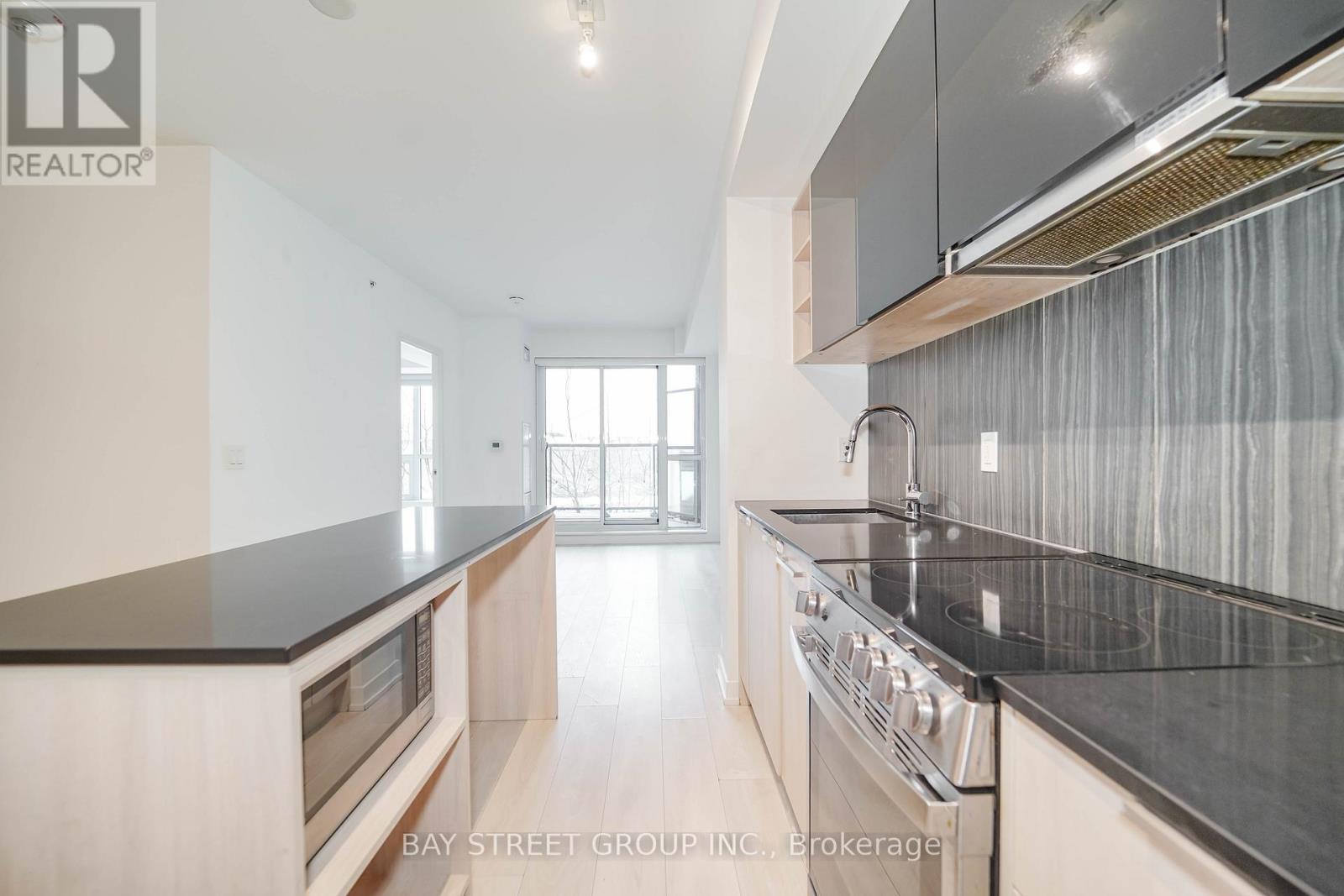 236 - 31 Tippett Road, Toronto, Ontario  M3H 0C8 - Photo 11 - C13523578