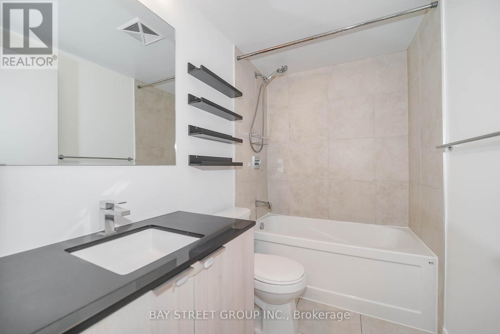 236 - 31 Tippett Road, Toronto, Ontario  M3H 0C8 - Photo 14 - C13523578