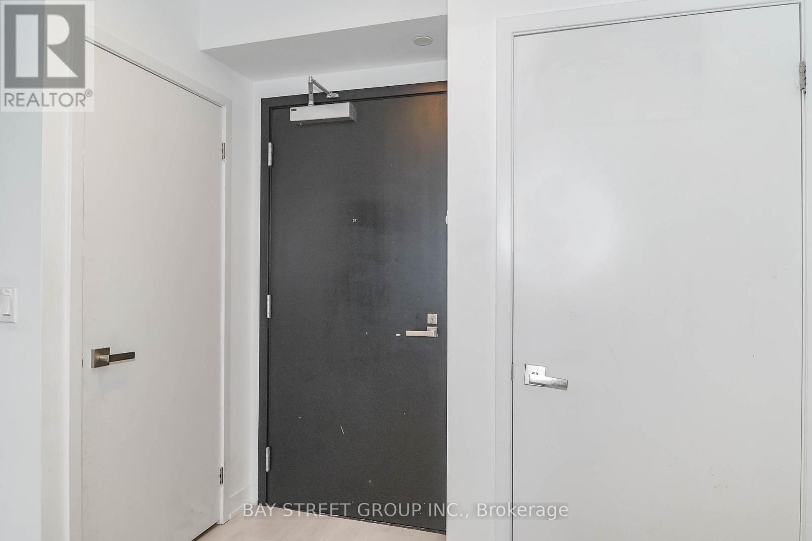 236 - 31 Tippett Road, Toronto, Ontario  M3H 0C8 - Photo 4 - C13523578