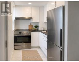 307 - 88 BERNARD AVENUE, Toronto, Ontario