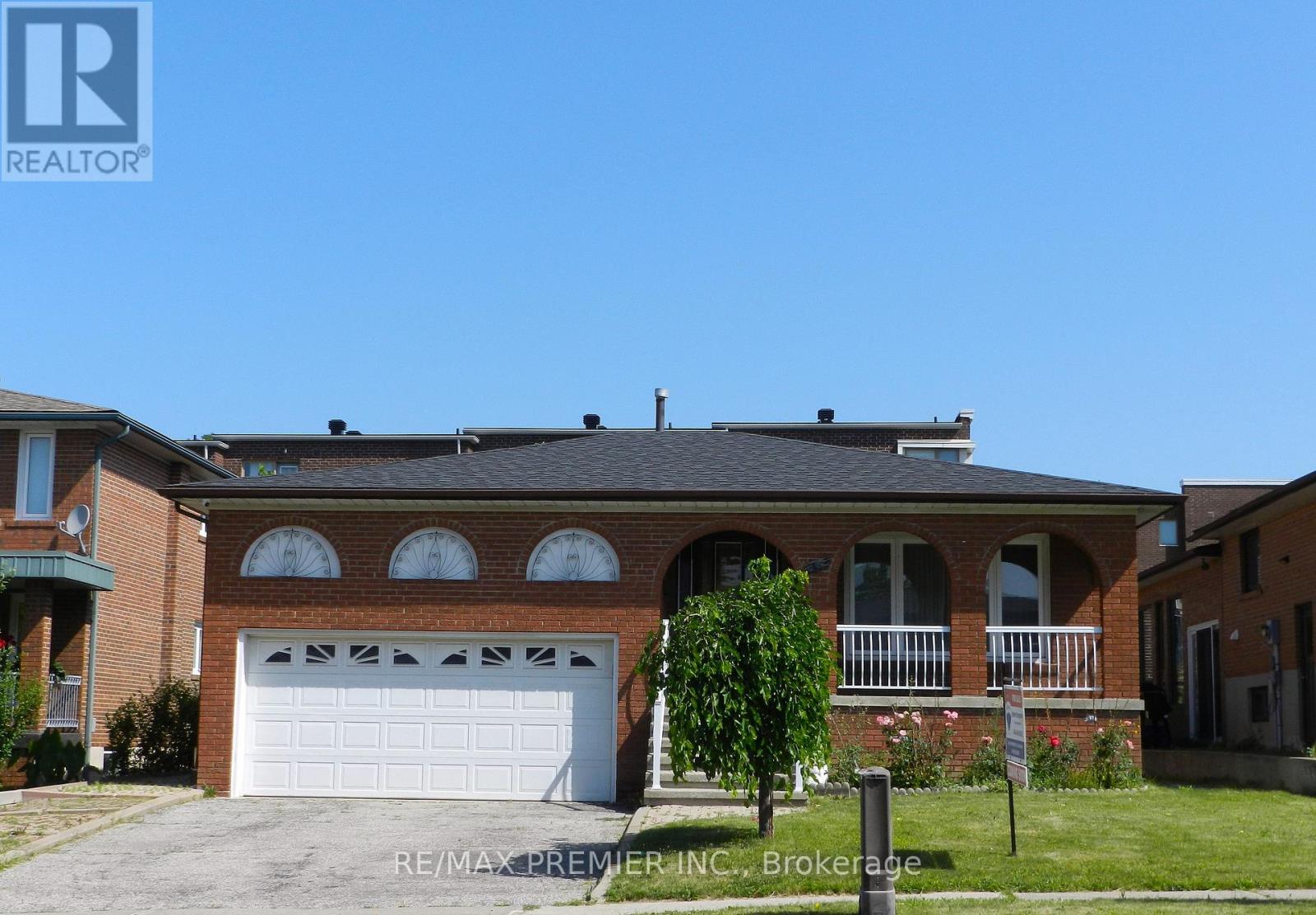 36 Willis Road, Vaughan, Ontario  L4L 2S2 - Photo 1 - N13523600