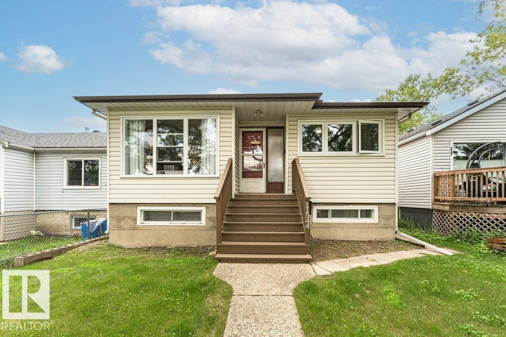 11544 71 ST NW, Edmonton, Alberta