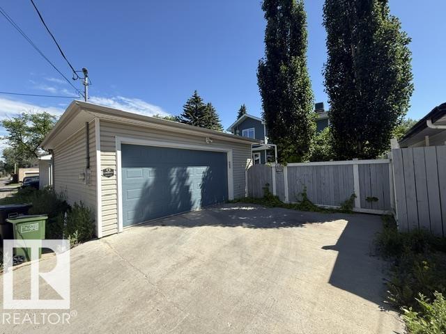 10836 130 Street Nw, Edmonton, Alberta  T5M 0Y9 - Photo 3 - E4483047