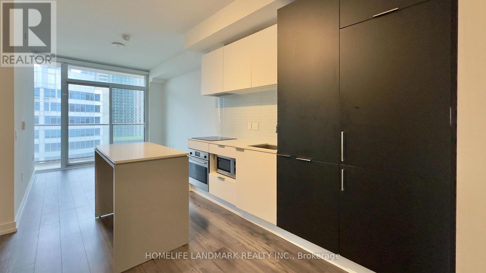 809 - 33 Helendale Avenue, Toronto, Ontario  M4R 0A4 - Photo 2 - C13523634