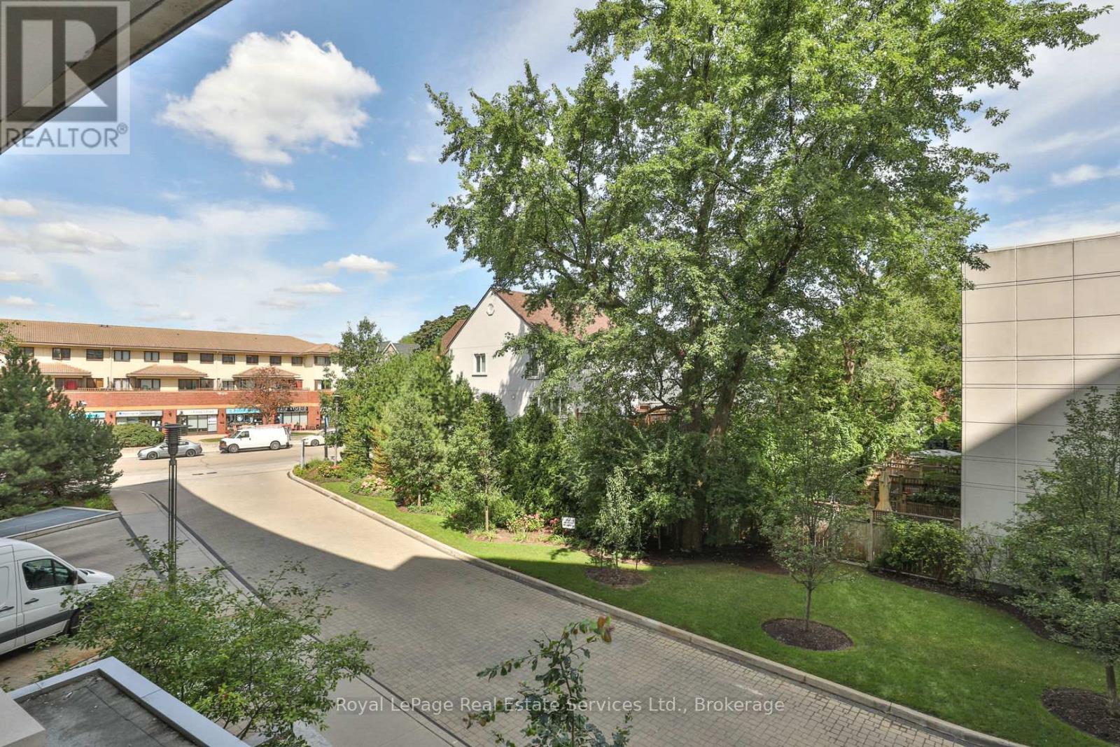 219 - 11 Bronte Road, Oakville, Ontario  L6L 0E1 - Photo 13 - W13523668