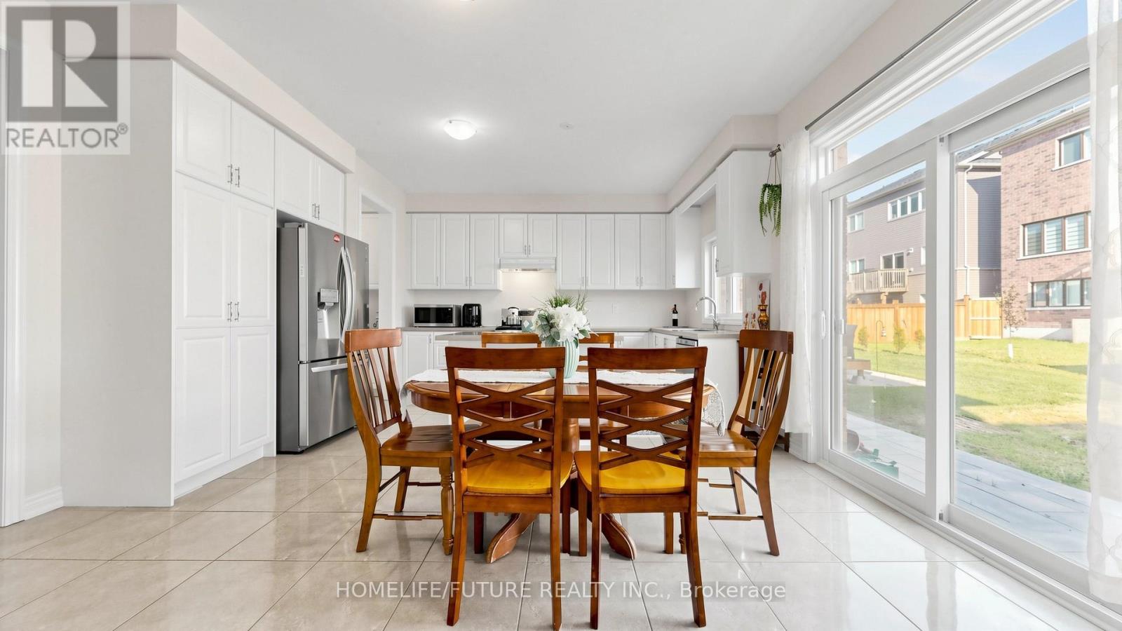 21 Pietrowski Drive, Georgina, Ontario  L4P 0J7 - Photo 17 - N13523536