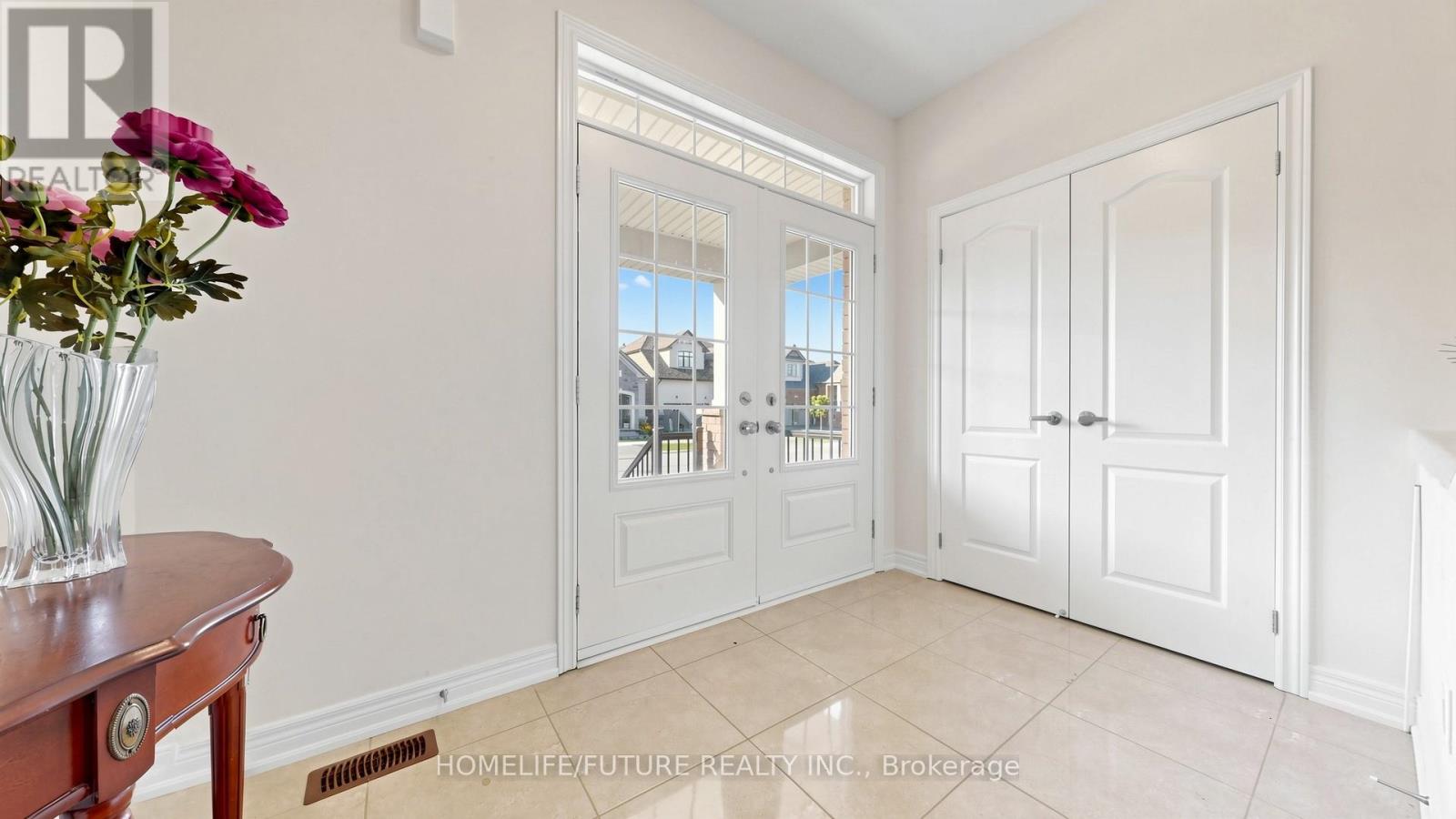 21 Pietrowski Drive, Georgina, Ontario  L4P 0J7 - Photo 30 - N13523536