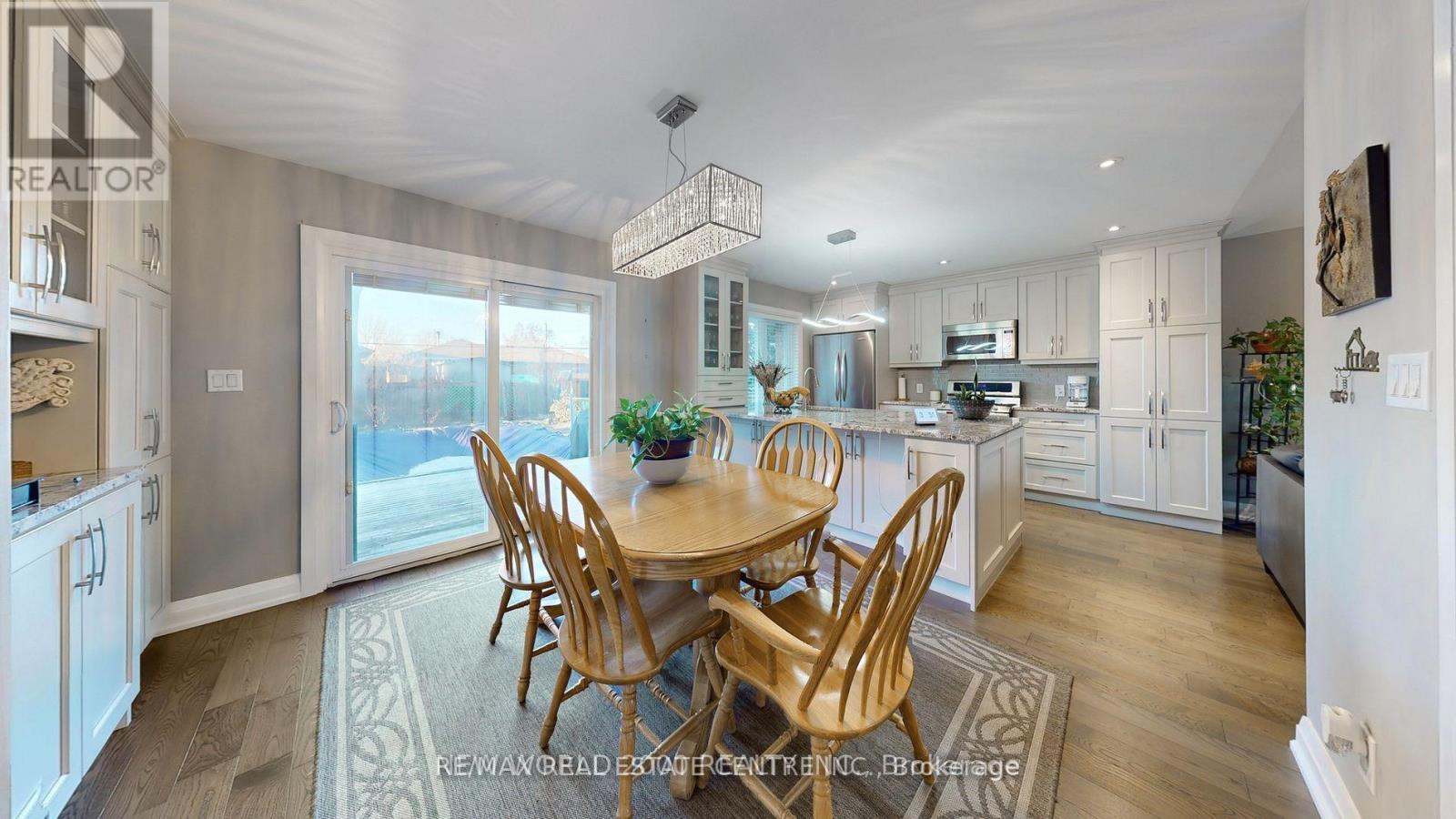 10 Suburban Drive, Mississauga, Ontario  L5N 1G5 - Photo 13 - W13523644