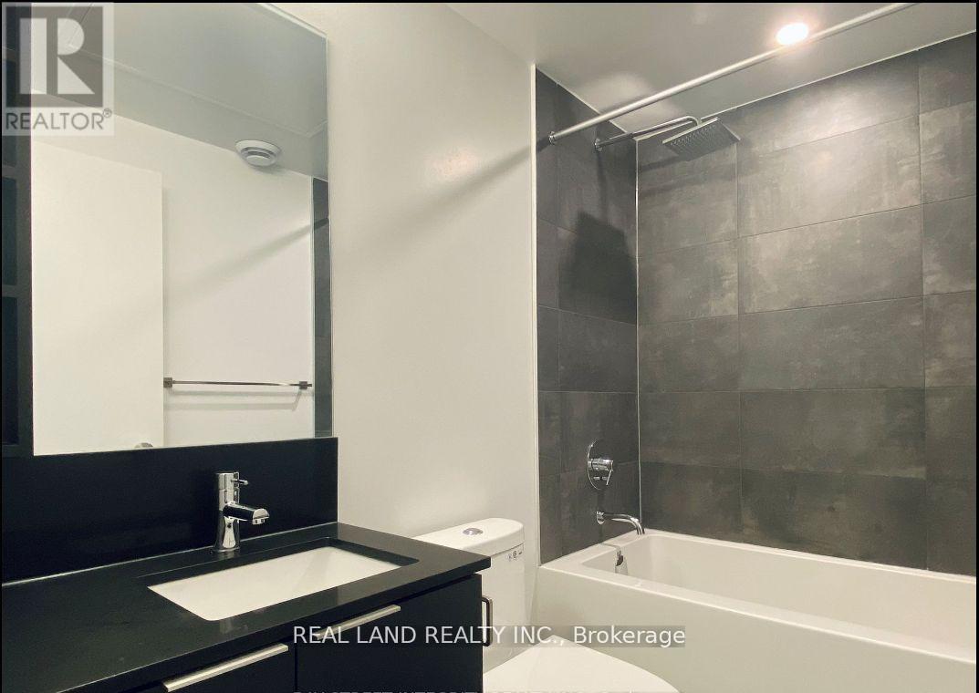 5107 - 8 Wellesley Street W, Toronto, Ontario  M4Y 0J5 - Photo 11 - C13523652