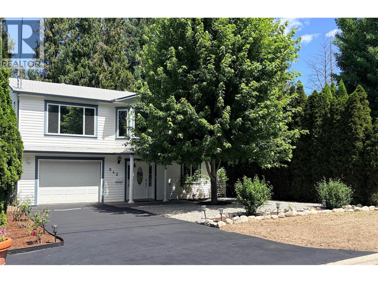 842 Raymer Road