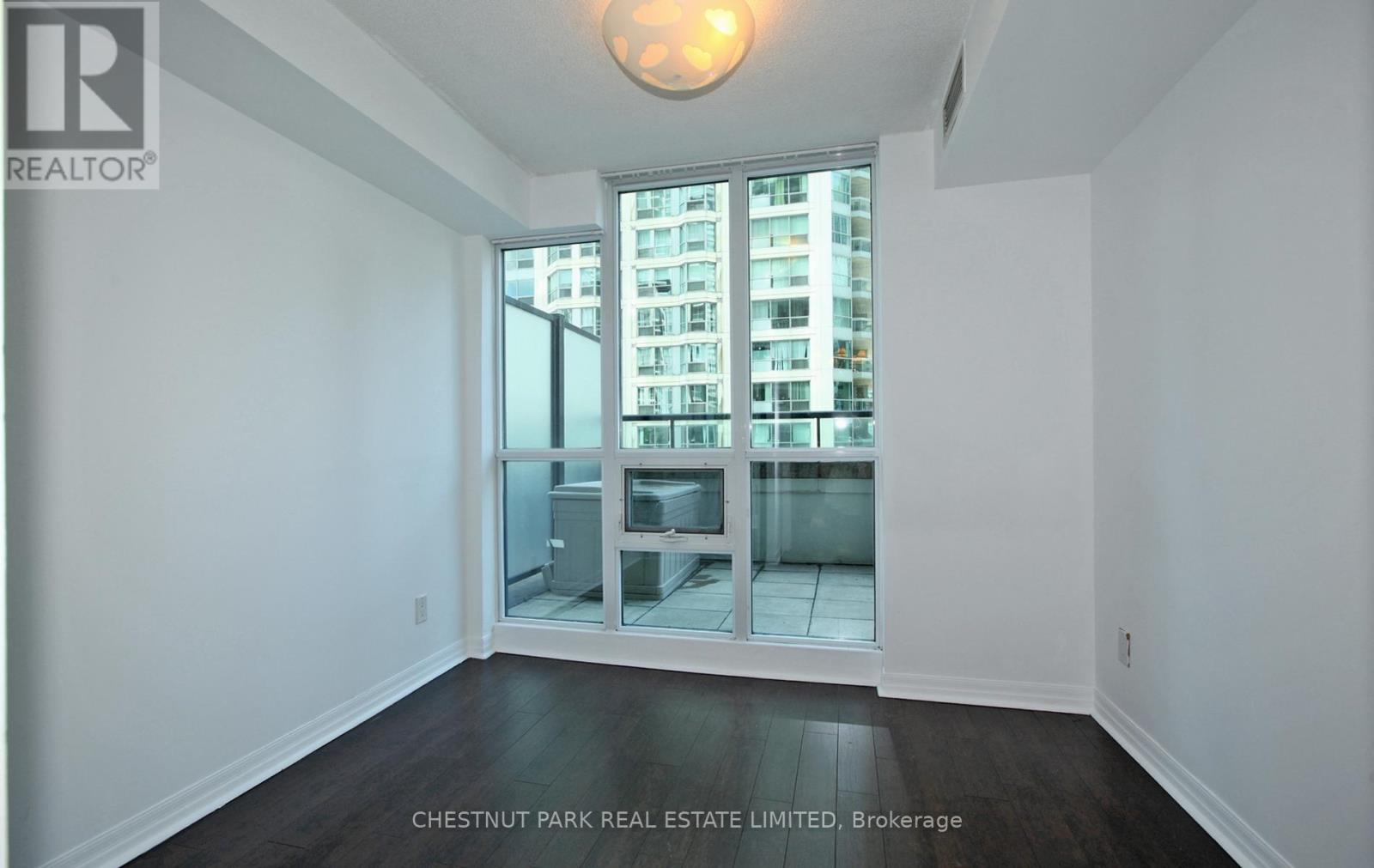 506 - 12 Yonge Street, Toronto, Ontario  M5E 1Z9 - Photo 12 - C13523700