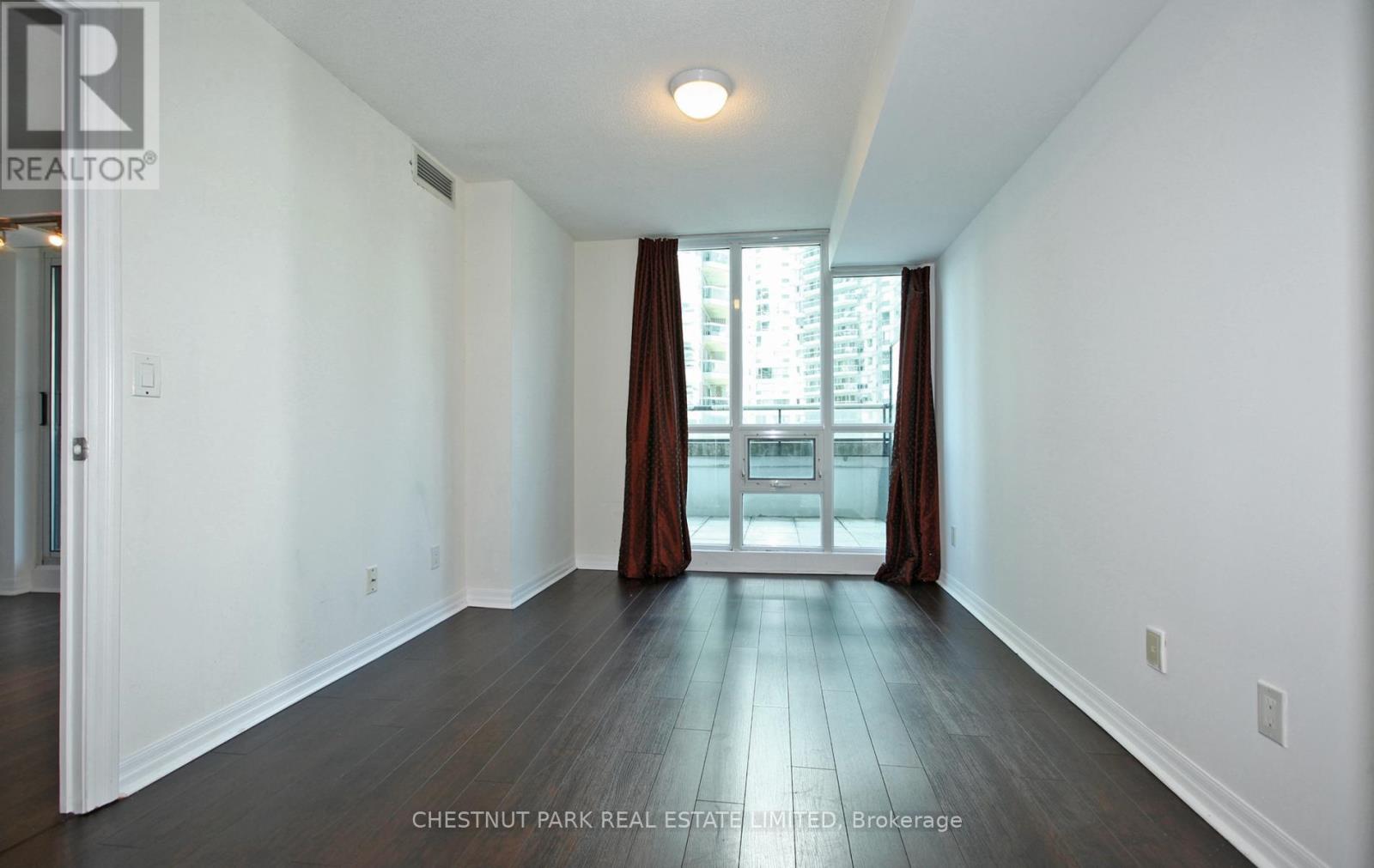 506 - 12 Yonge Street, Toronto, Ontario  M5E 1Z9 - Photo 8 - C13523700
