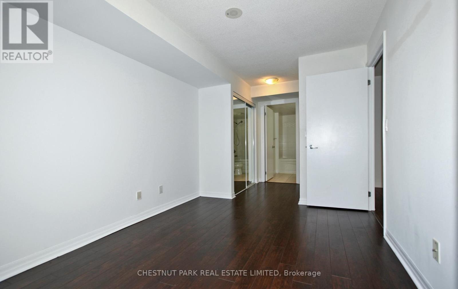 506 - 12 Yonge Street, Toronto, Ontario  M5E 1Z9 - Photo 9 - C13523700