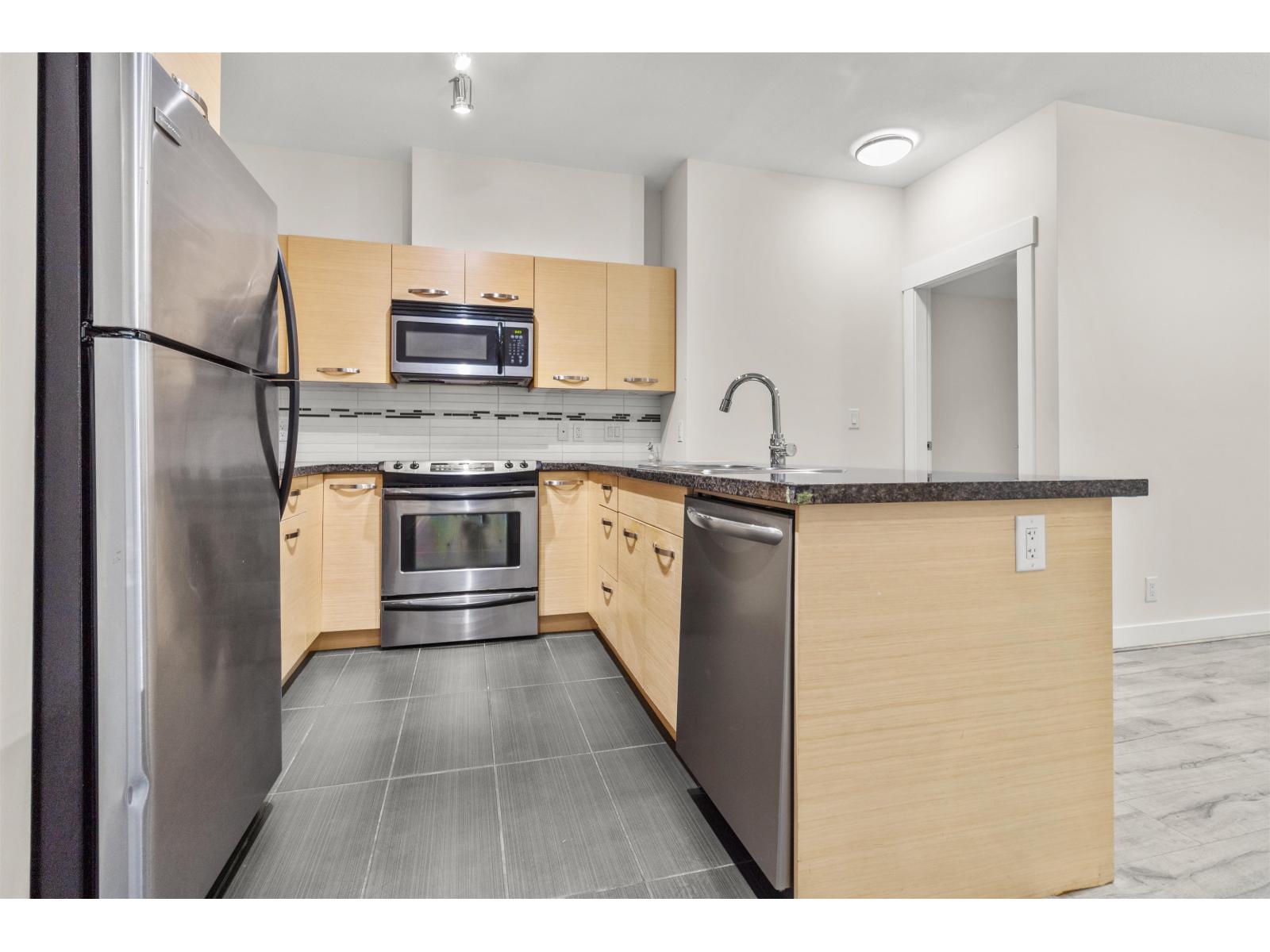 207 33539 Holland Avenue, Abbotsford, British Columbia  V2S 0C6 - Photo 9 - R3141302