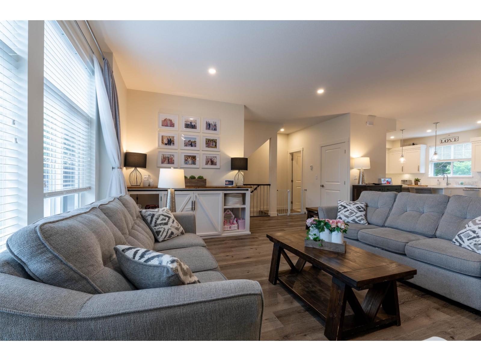 2 7740 Grand Street, Mission, British Columbia  V2V 3T3 - Photo 3 - R3141782
