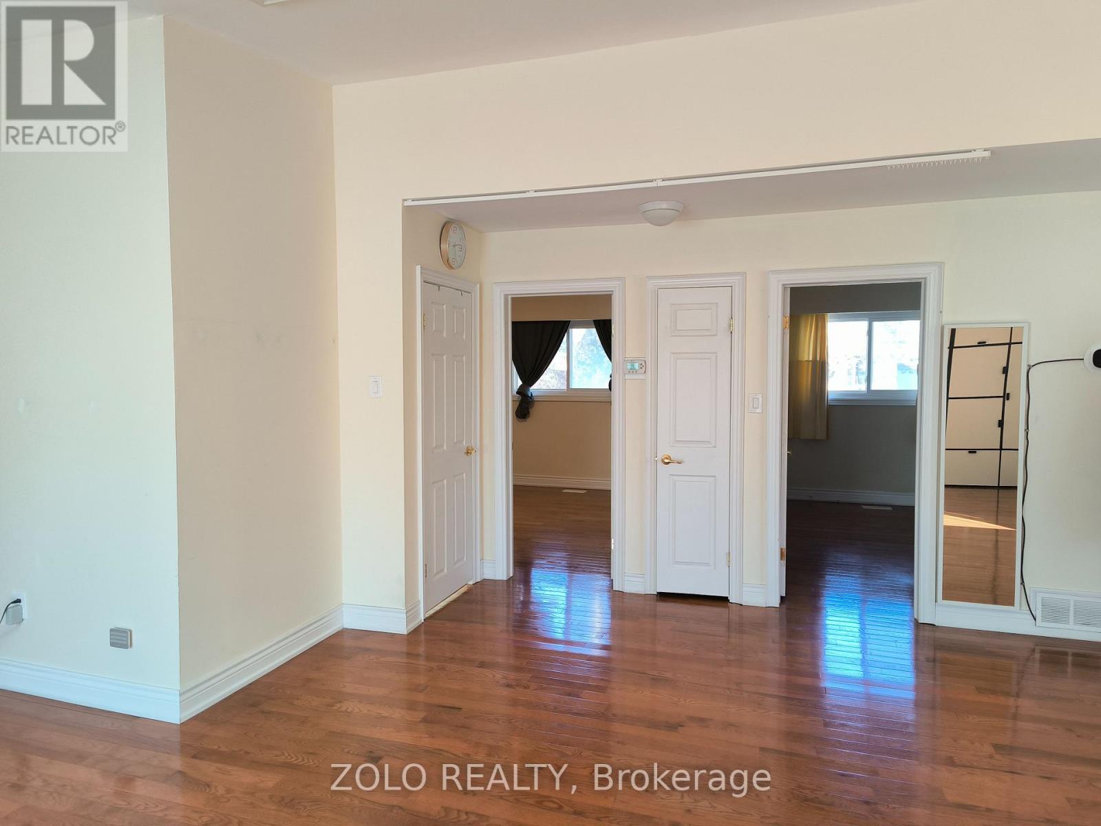 Main Floor - 4 Cloebury Court, Toronto, Ontario  M2R 1V8 - Photo 6 - C13523722