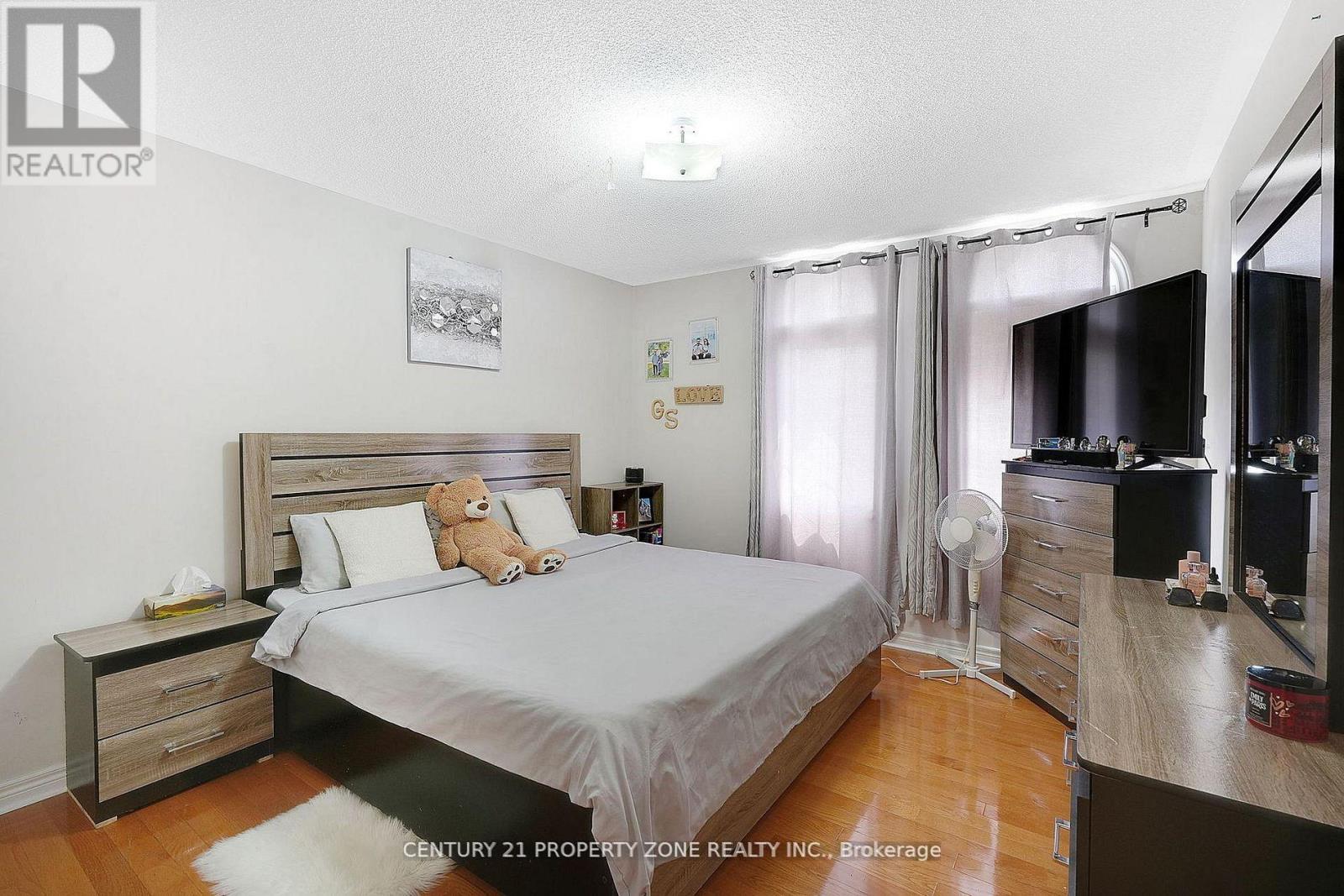 19 Bellcrest Road, Brampton, Ontario L6Y 2M7 - Photo 24 - W13523708