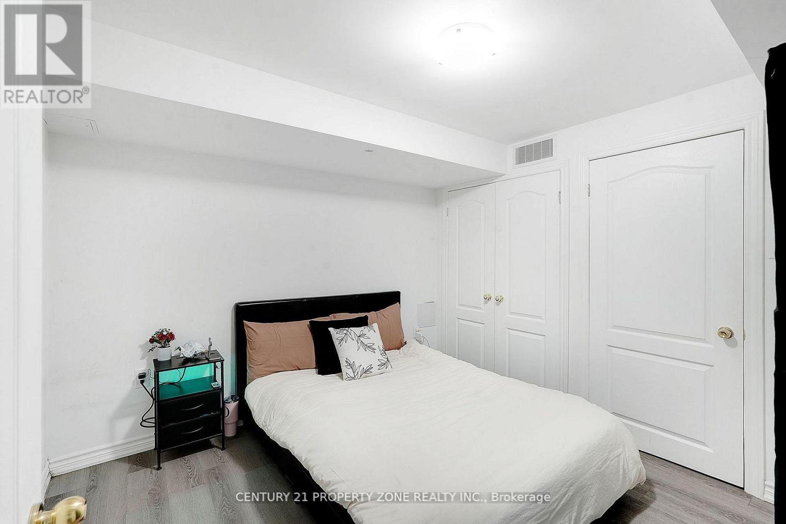 19 Bellcrest Road, Brampton, Ontario L6Y 2M7 - Photo 41 - W13523708