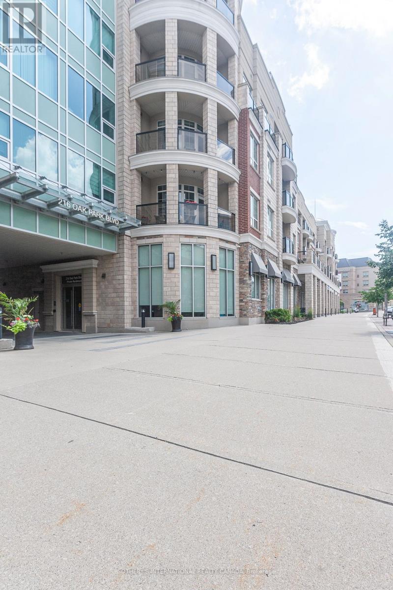 315 - 216 Oak Park Boulevard, Oakville, Ontario  L6H 0K3 - Photo 2 - W13523530