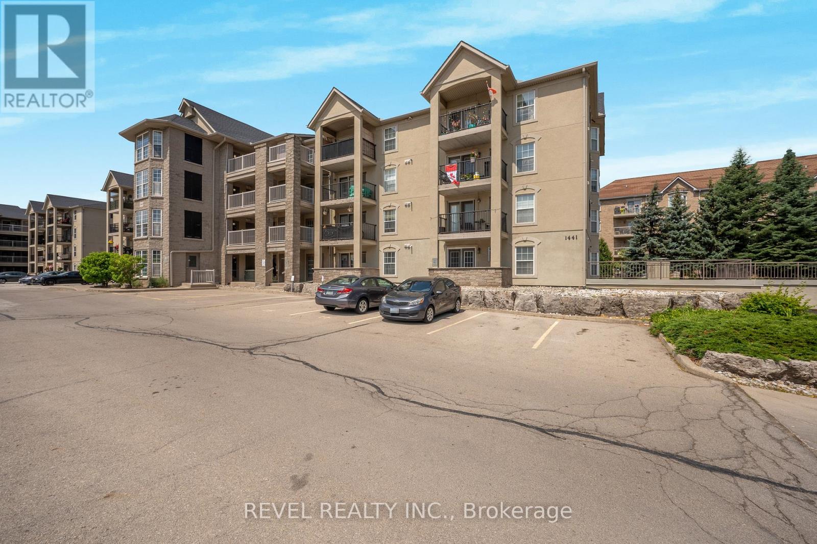 105 - 1441 Walker's Line, Burlington, Ontario  L7M 4P2 - Photo 5 - W13523738