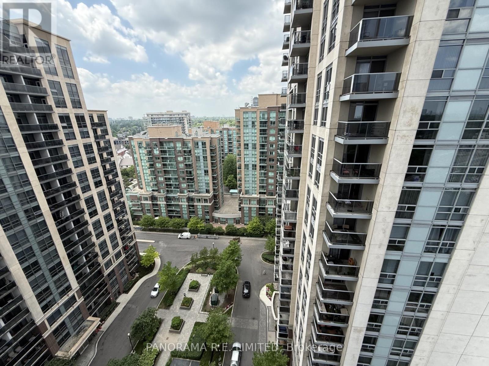 1701 - 3 Michael Power Place, Toronto, Ontario M9A 0A2 - Photo 13 - W13523742