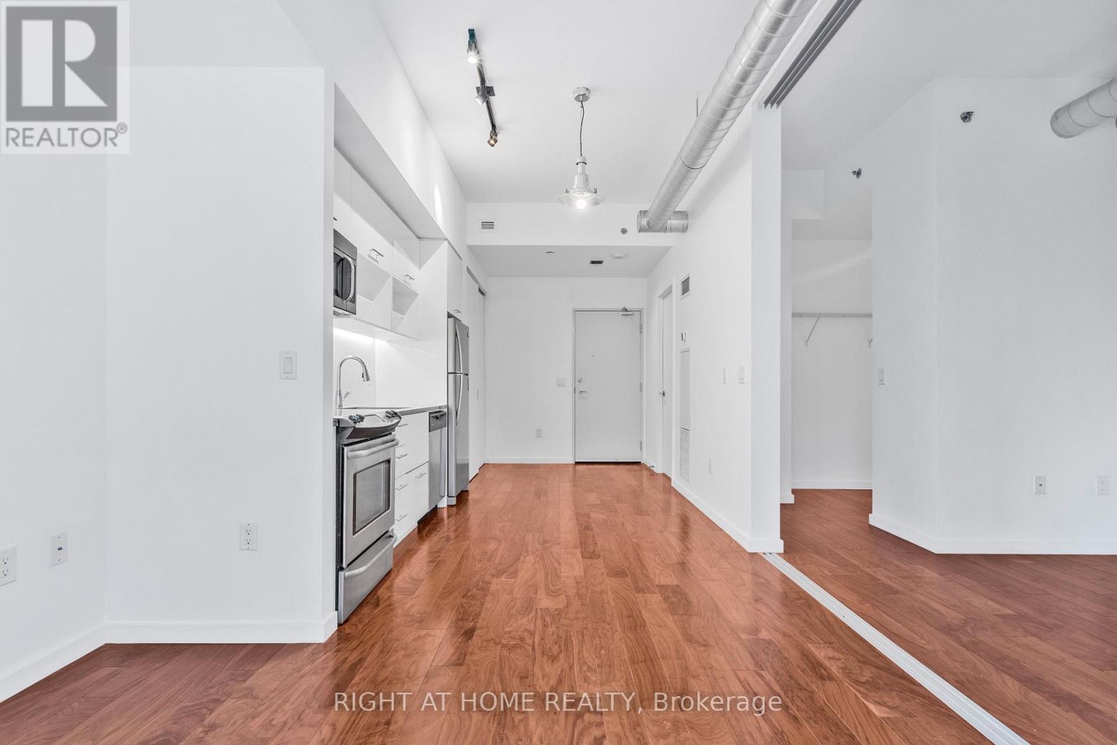 306 - 32 Trolley Crescent, Toronto, Ontario  M5A 0E8 - Photo 18 - C13523778