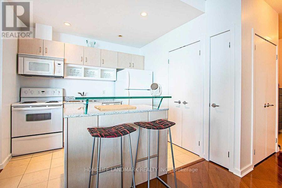 3409 - 208 Queens Quay W, Toronto, Ontario  M5J 2Y5 - Photo 12 - C13523780