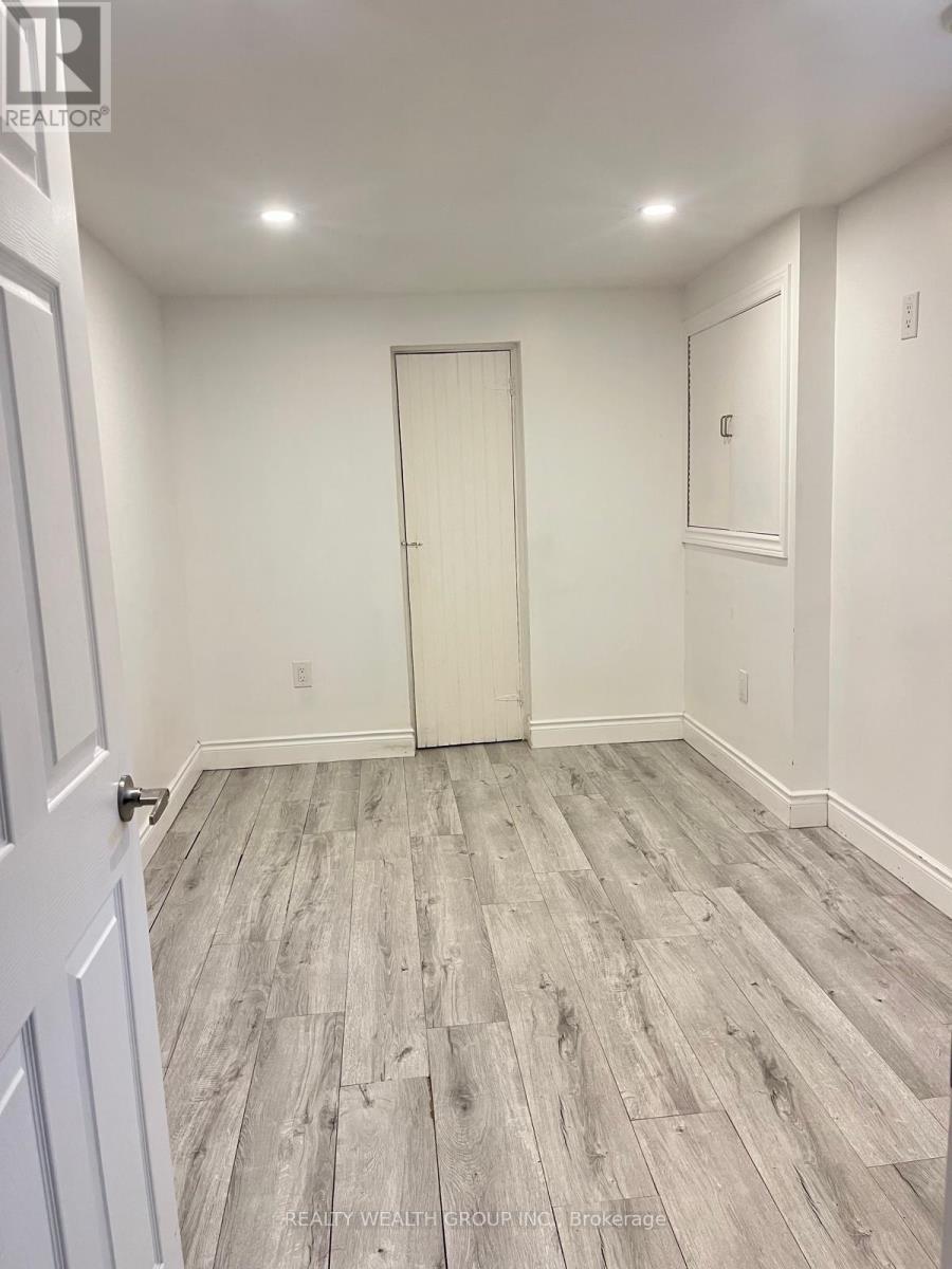 Bsmt - 22 Crosland Drive, Toronto, Ontario  M1R 4M8 - Photo 2 - E13523774