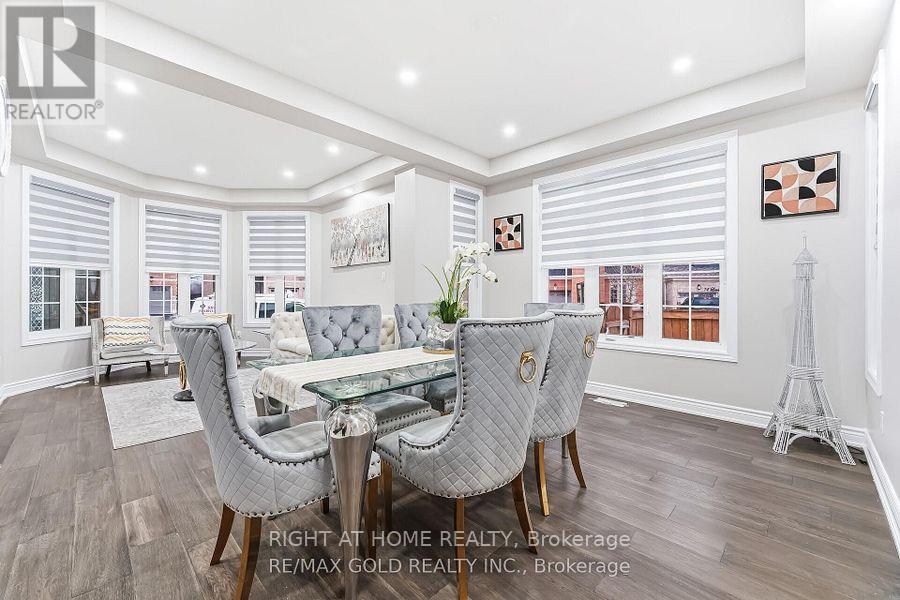 Upper Unit - 29 Laurentide Crescent, Brampton, Ontario  L6P 1Y3 - Photo 5 - W13523770