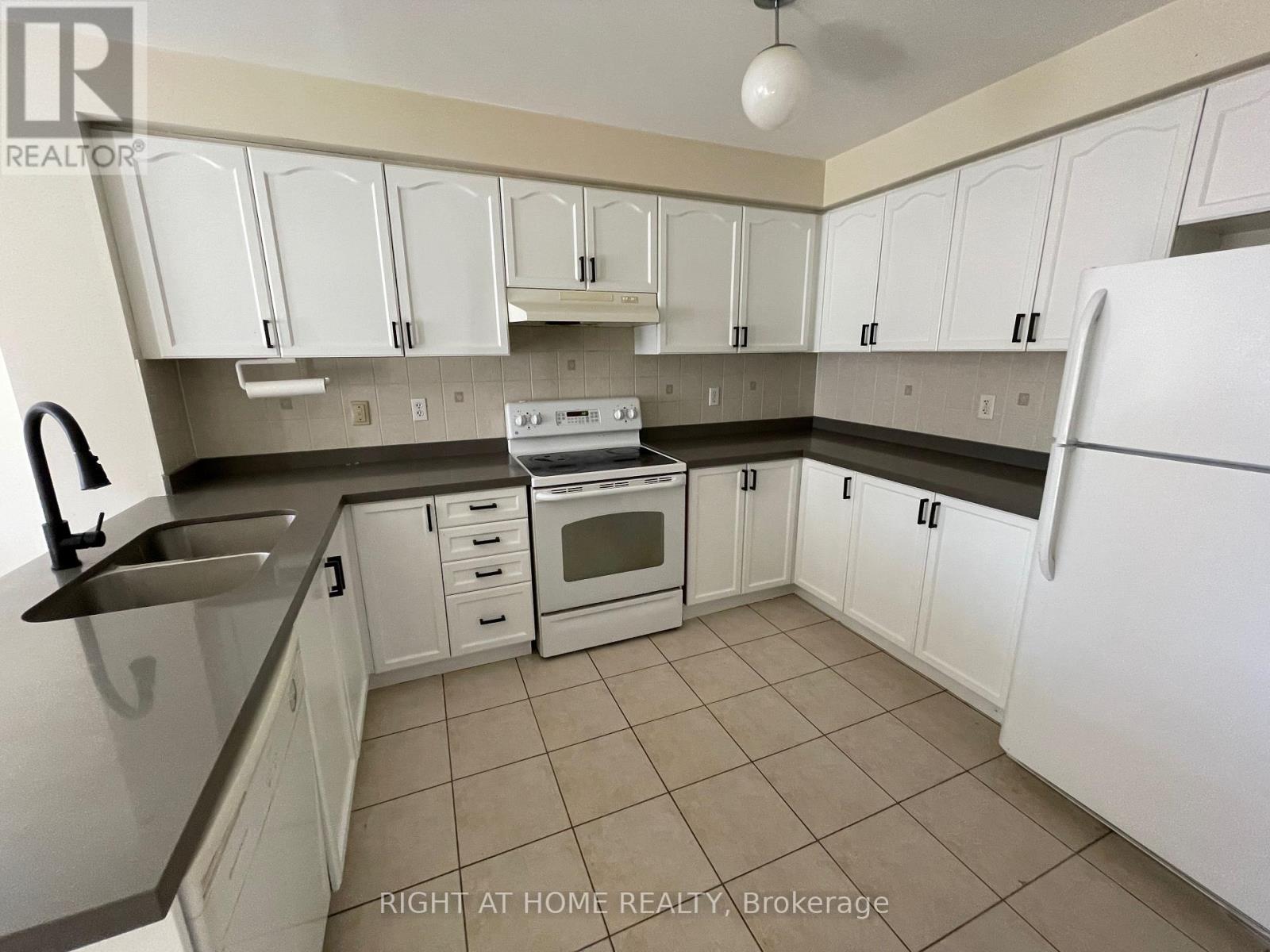 Unknown Address, ,    - Photo 8 - W13523786