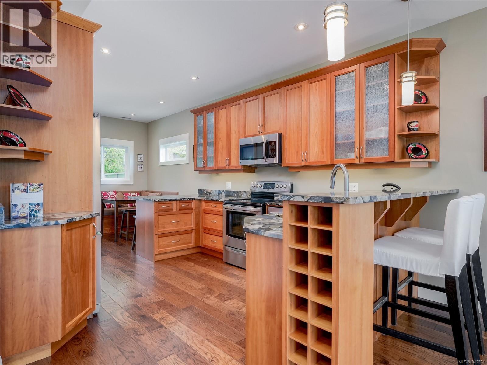 7224 East Saanich Rd, Central Saanich, British Columbia  V8M 1Y4 - Photo 10 - 1042334