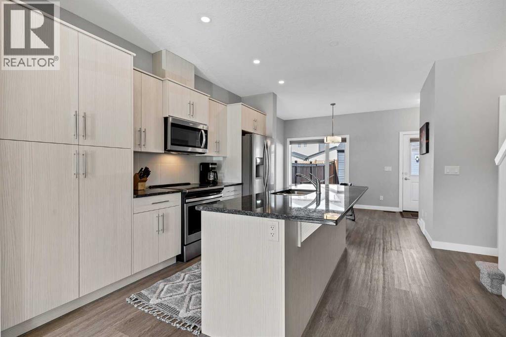 47 Cornerbrook Gate NE, Calgary, Alberta  T3N 1L6 - Photo 8 - A2324607