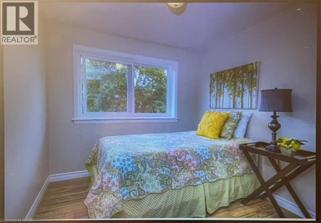 242 Cedarbrae Avenue Unit# B, Waterloo, Ontario  N2L 4S7 - Photo 8 - 40845225