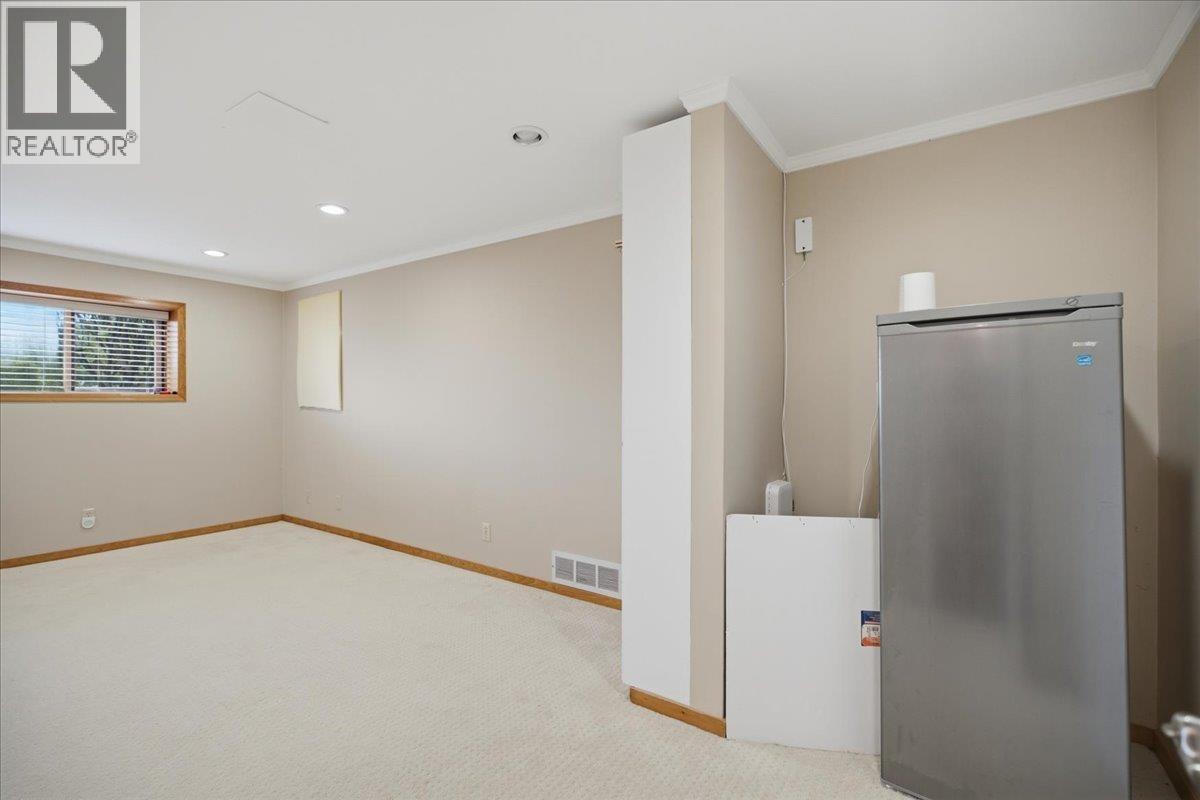 2206 Pinecrest Avenue, Coquitlam, British Columbia  V3J 6T6 - Photo 29 - R3142752