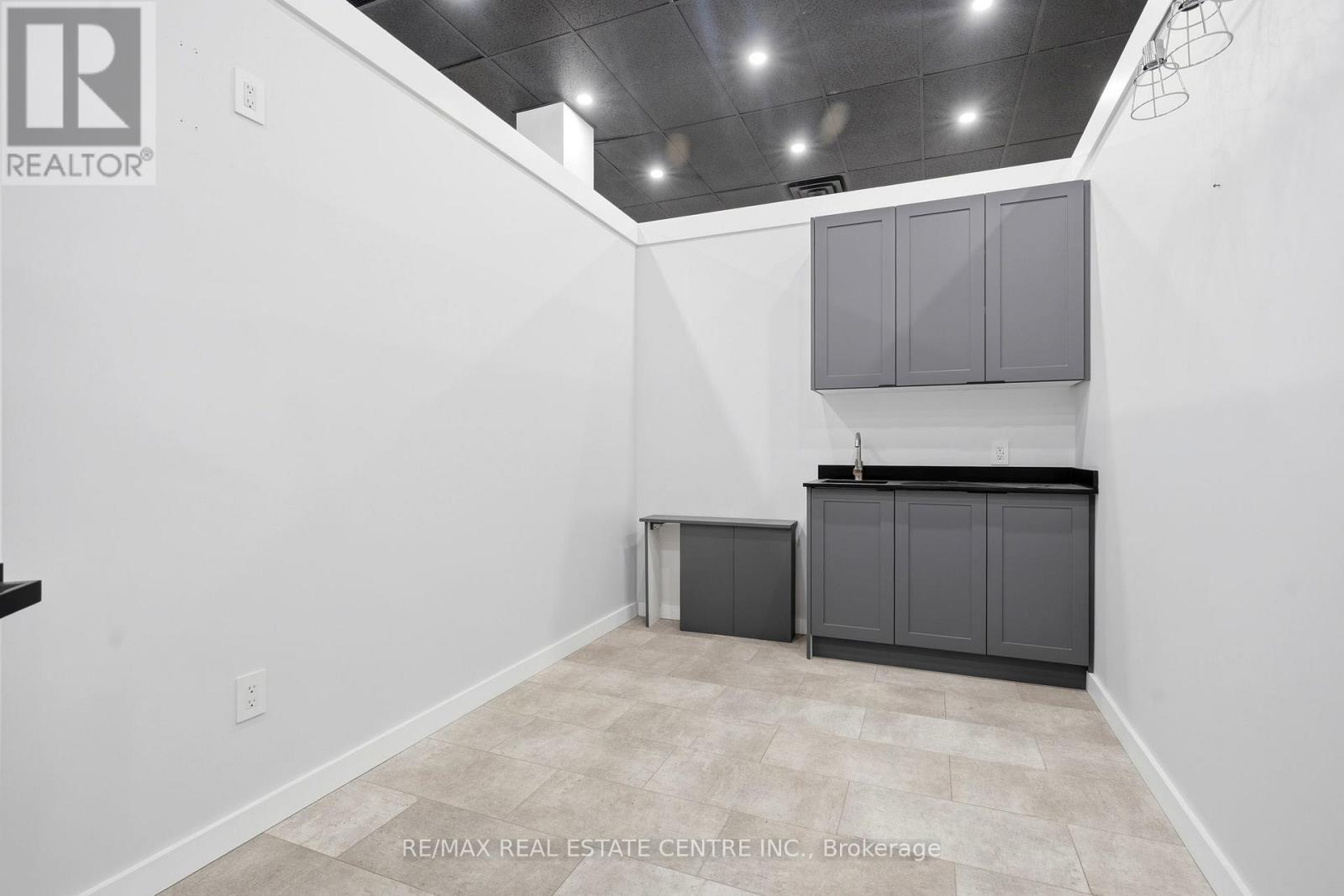 103 - 45 Wyndham Street N, Guelph, Ontario N1H 4E4 - Photo 11 - X13523828