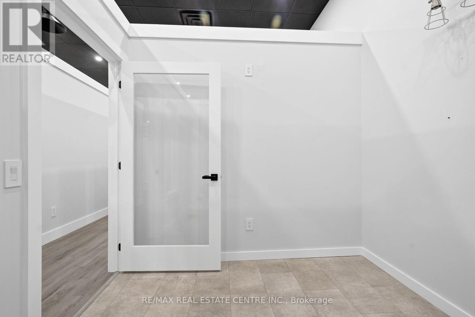 103 - 45 Wyndham Street N, Guelph, Ontario N1H 4E4 - Photo 17 - X13523828