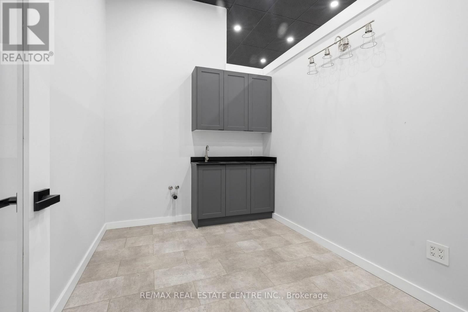 103 - 45 Wyndham Street N, Guelph, Ontario N1H 4E4 - Photo 29 - X13523828