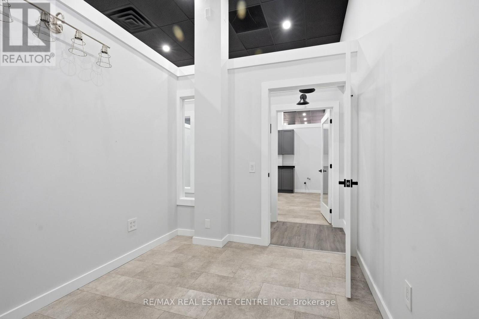 103 - 45 Wyndham Street N, Guelph, Ontario N1H 4E4 - Photo 30 - X13523828