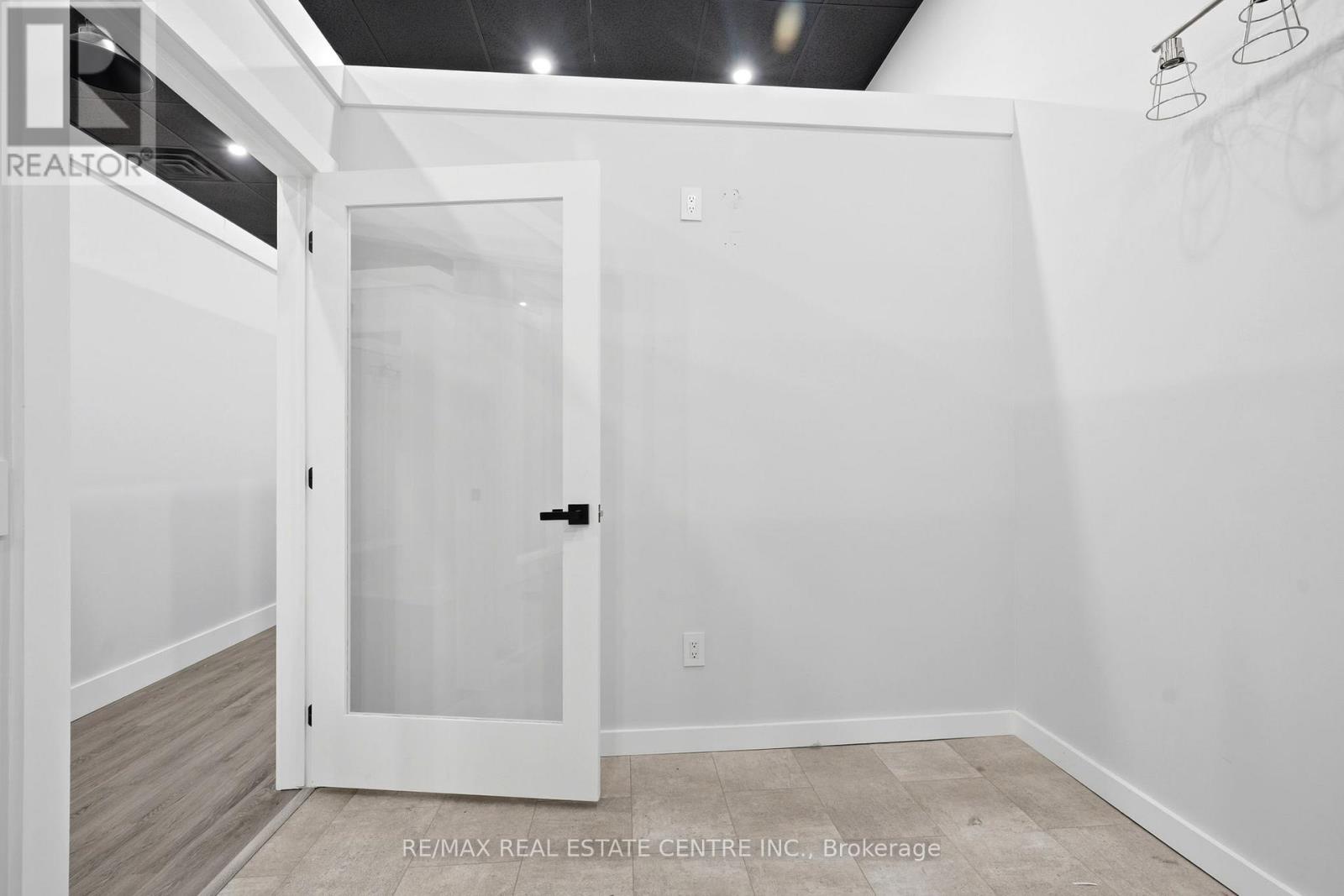103 - 45 Wyndham Street N, Guelph, Ontario N1H 4E4 - Photo 32 - X13523828