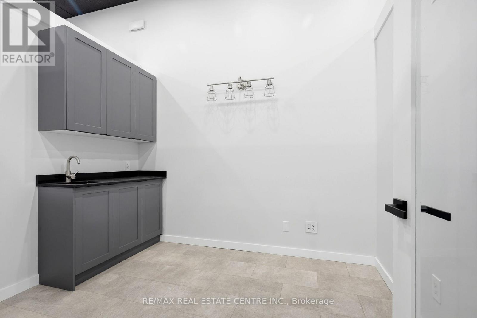 103 - 45 Wyndham Street N, Guelph, Ontario N1H 4E4 - Photo 33 - X13523828