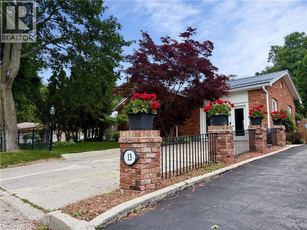 13 Kelly Avenue, Simcoe, Ontario  N3Y 4V6 - Photo 2 - 40844509