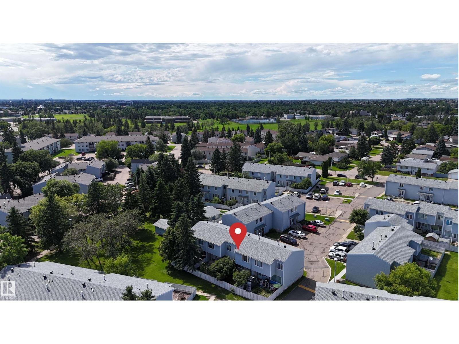 21 Amberly Co NW, Edmonton, Alberta  T6R 3A3 - Photo 3 - E4497189