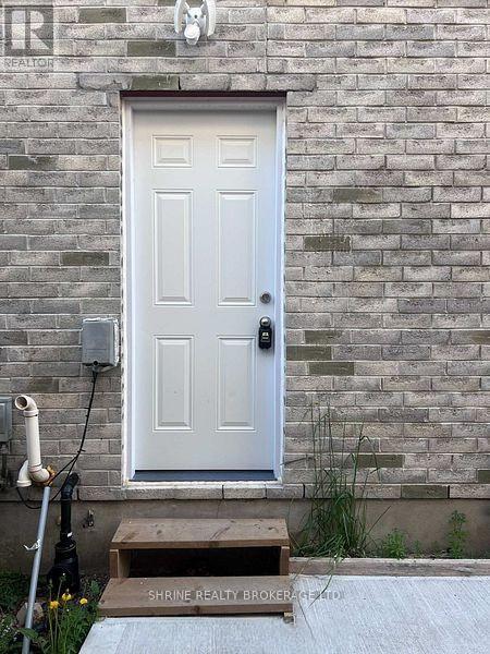 (Lower Unit) - 1050 Kimball Crescent, London North, Ontario  N6G 0A8 - Photo 2 - X13523872