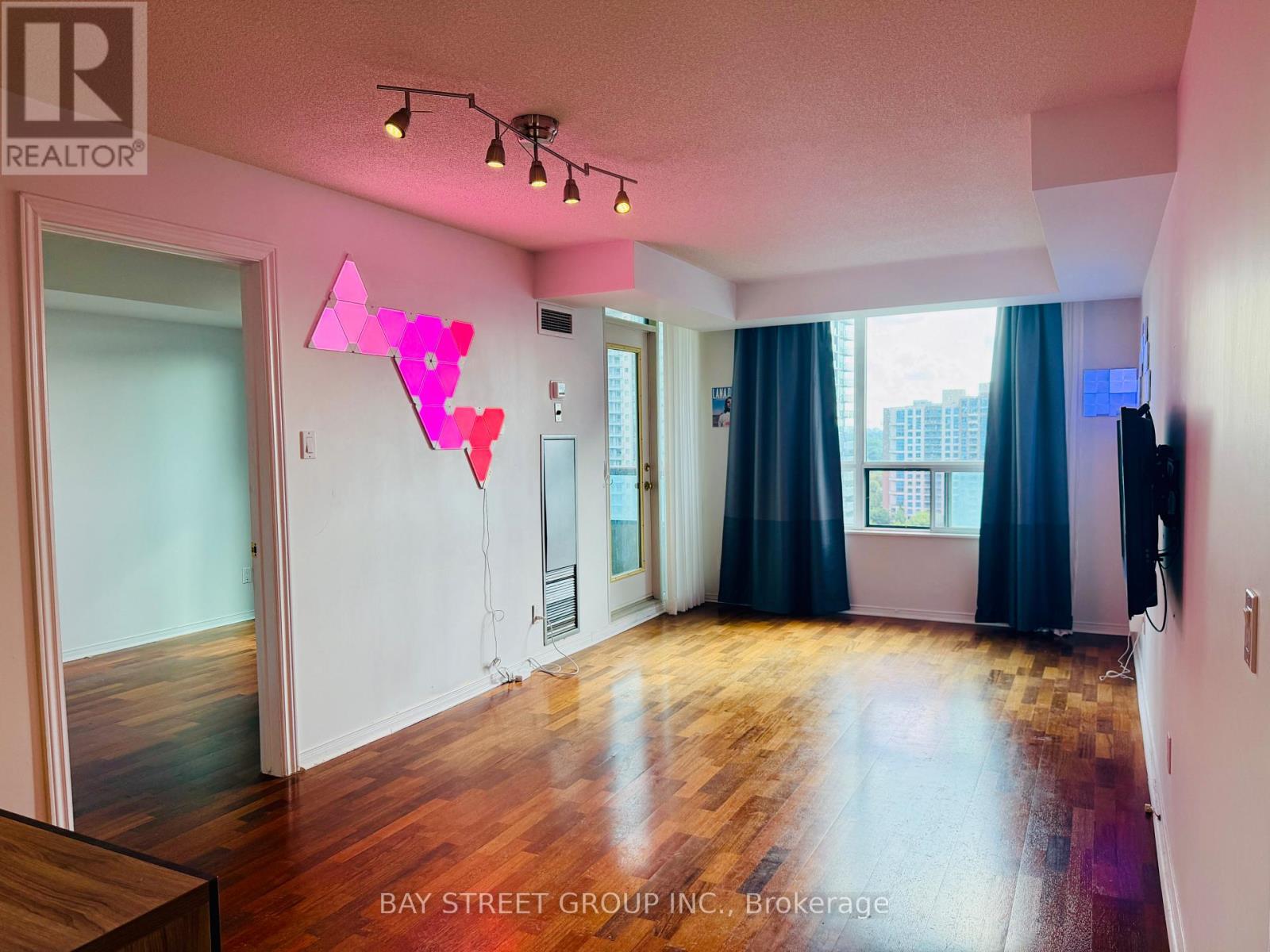 2002 - 238 Doris Avenue, Toronto, Ontario M2N 6W1 - Photo 5 - C13523864