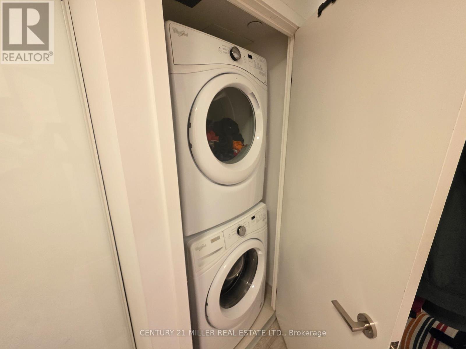 303 - 25 Baseball Place, Toronto, Ontario  M4M 0E7 - Photo 9 - E13523866