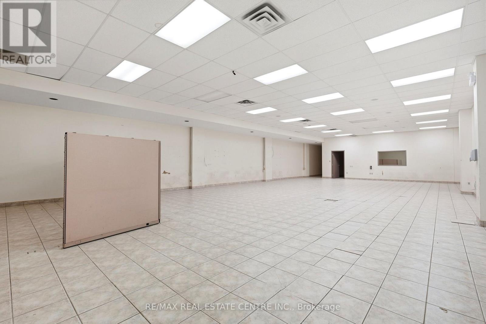 B1 - 45 WYNDHAM STREET N, Guelph (Downtown)